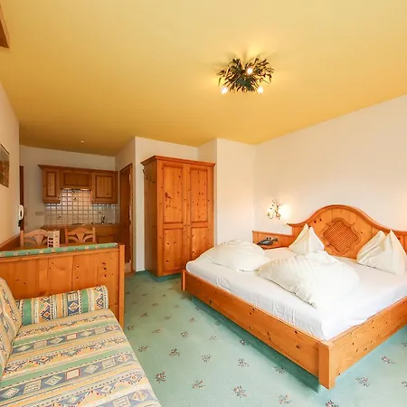 מלון Dax By Alpeffect 4*