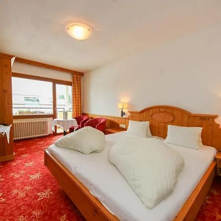 מלון Dax By Alpeffect 4*