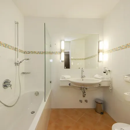 מלון Dax By Alpeffect לופר